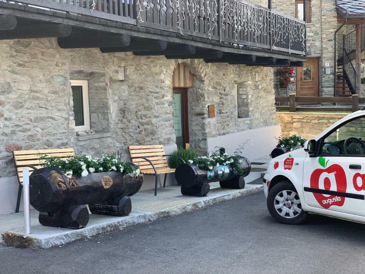 Nellali Villa Gressan Kültér fotó